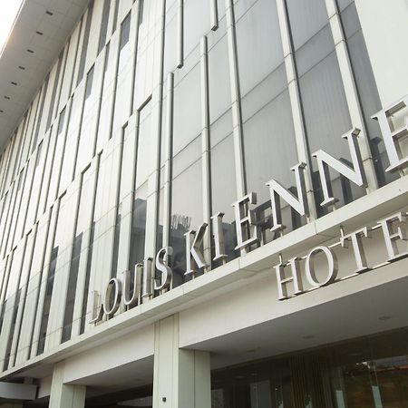 Louis Kienne Chadstone Cikarang Hotel Bekasi Buitenkant foto